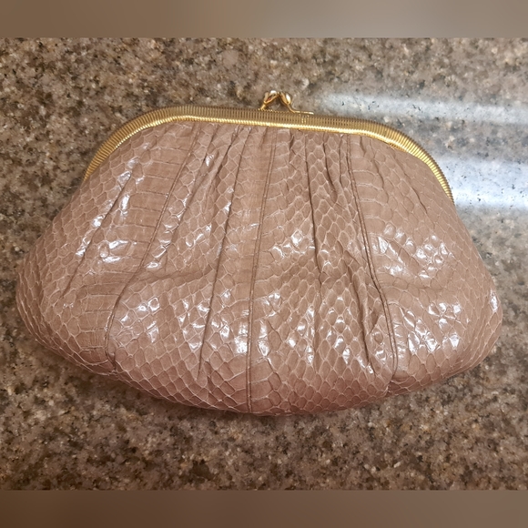 Judith Leiber Beige Python clutch/ evening bag - Picture 6 of 6
